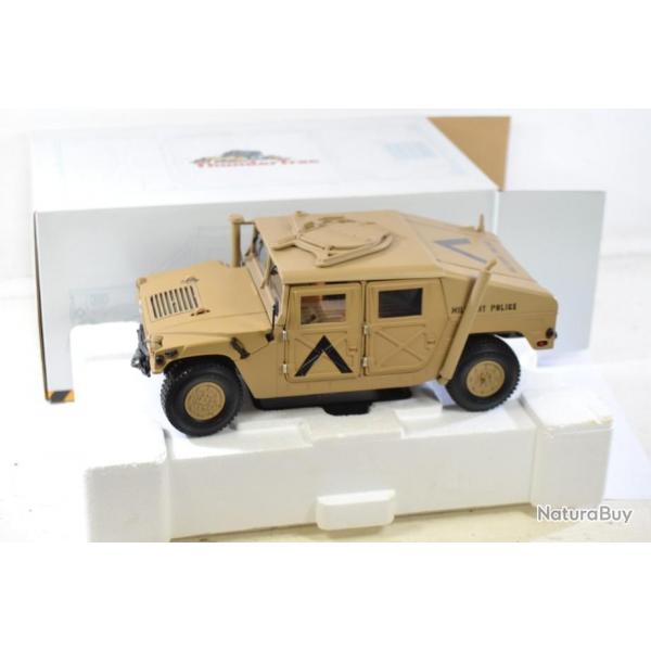Vhicule militaire amricain 1:18 Exoto 1997 At General Hummer Humvee Thunder Trac Military Police