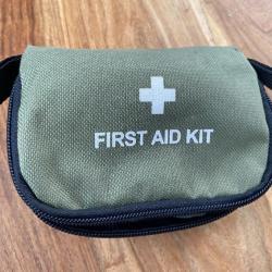 kit de premier secours first aid kit