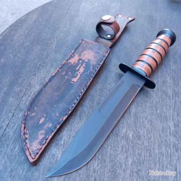 Couteau de Combat Manche en Bois avec tui en cuir marron