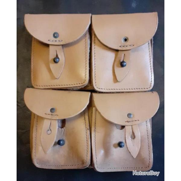 Petites  sacoches de ceintures pour cartouches de chasses ou ball-trap en tres bon etat proche du ne