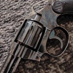 Magnifique Colt New police tardif 1907 Grosse carcasse poinçon vp 32 Smith et Wesson long