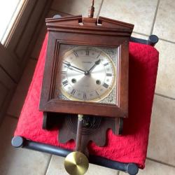 Horloge style ancien, pas de prix de réserve