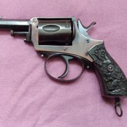 Revolver 8mm92