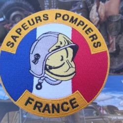 Patch brodé sapeurs pompiers France  ( diam:100mm)