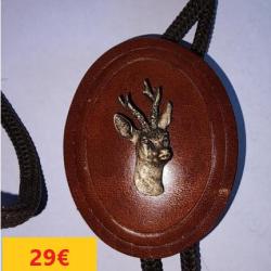 BOLO CHEVREUIL mont&eacute; sur cuir