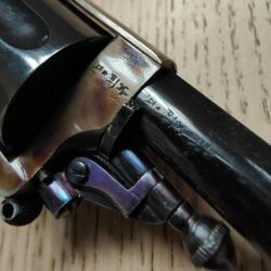 Revolver de poche manufacture d'armes de St Etienne proche du neuf !