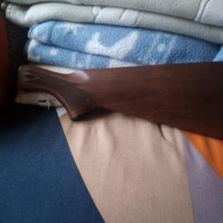 Crosse bois pour remington 7400 et 742 neuve , jamais utilis&eacute;e . Envoi soign&eacute;.