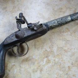 ancien copie pistolet pirate bandit silex Afrique du nord  Algérie Tunisie Maroc fantasia panoplie