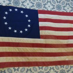 drapeau americain 13 étoiles brodees en coton provenance USA  deco festival western action shooting