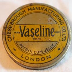 1 boite vaseline britannique haute qualité ANCIENNE 1944 meilleure vaseline d'entretien arme
