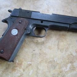 pistolet colt 45 1911 A1 seconde guerre réplique alliage zamac manque clavette parfait étui vitrine