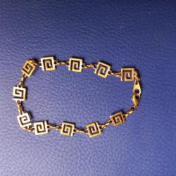 Très joli bracelet en plaqué or