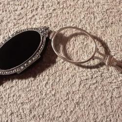 Pendentif lorgnette avec pierre noire hématite