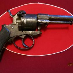 Revolver à rénover, 9mm à broche marqué maison LEFAUCHEUX à Paris