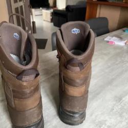 A vendre Rangers HAIX Pro neuf pointure 46