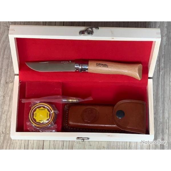 Coffret cadeau avec opinel numro 9 lame inox et accessoires