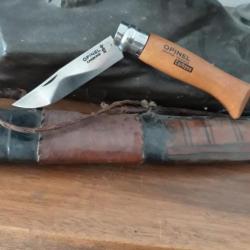 Couteau pliant Opinel n°8 carbone