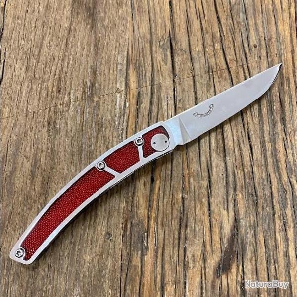 Couteau de poche Le Thiers Galuchat rouge - lame sigle Artums & Co