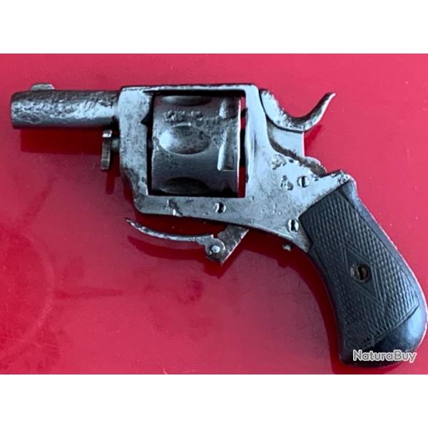 Revolver bulldog en 320 Liégeois  ELG à restaurer ou pour pièces