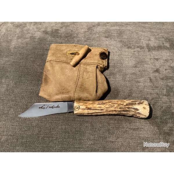 Couteau pliant EUSTACHE custom bois de cerf clous