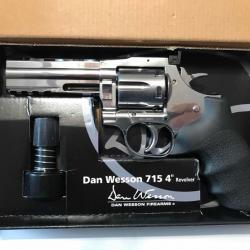 Revolver Dan Wesson 715