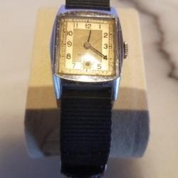 montre Art d&eacute;co en excellent &eacute;tat  fonctionne tr&egrave;s bien des ann&eacute;es 1930