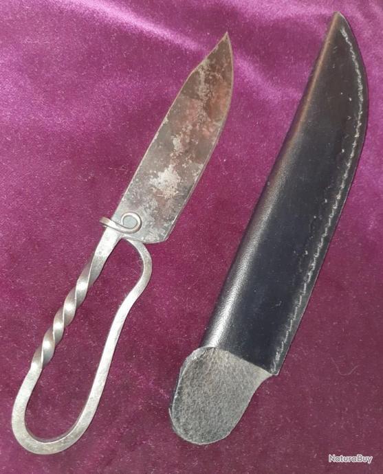 Couteau viking en acier forgé à la main avec manche et étui gainés