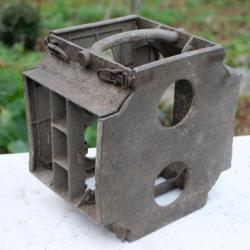 MILITARIA ALLEMAND RARE rack Casier métal (aluminium ou zinc) pour 2 Tellemine 35 - Normandie 1944