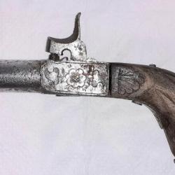PETIT PISTOLET A POUDRE  DE DUEL