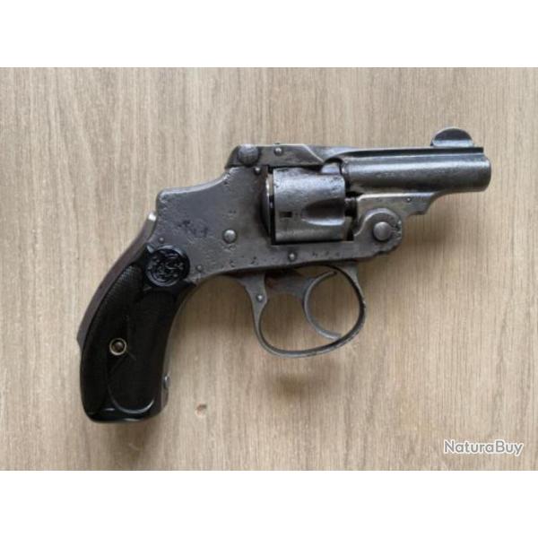Revolver Smith & Wesson subnose dit BICYCLE ou LEMON SQEEZER cal 32 sw1 sans prix de rserve