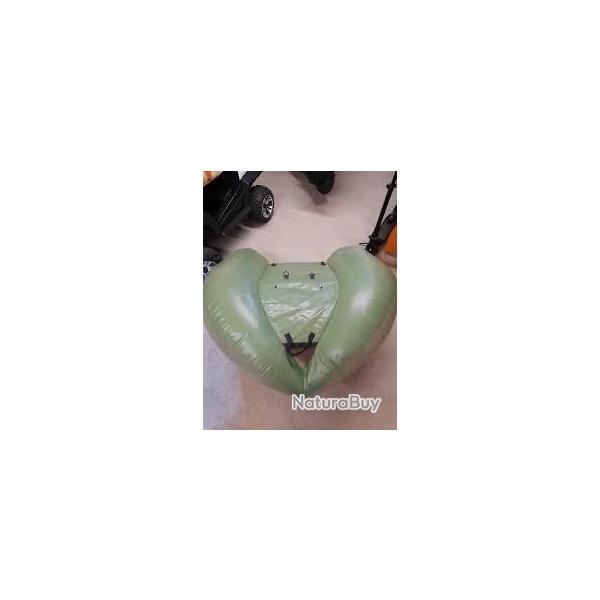 Vend Float tube Jmc Cargo neuf seulement 2 sortie Float tube (10338342)