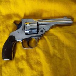 Revolver Smith&Wesson, calibre 32, Magnifique