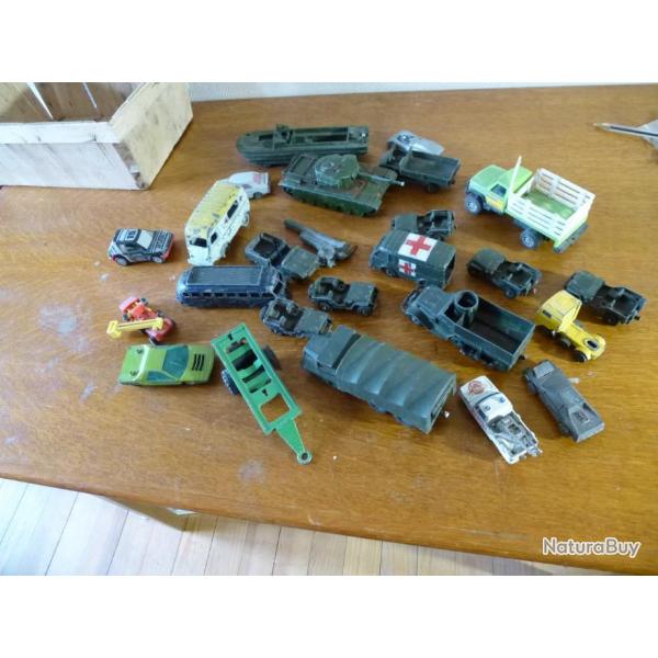 GROS LOT DE VOITURE DONT DES DINKY TOYS