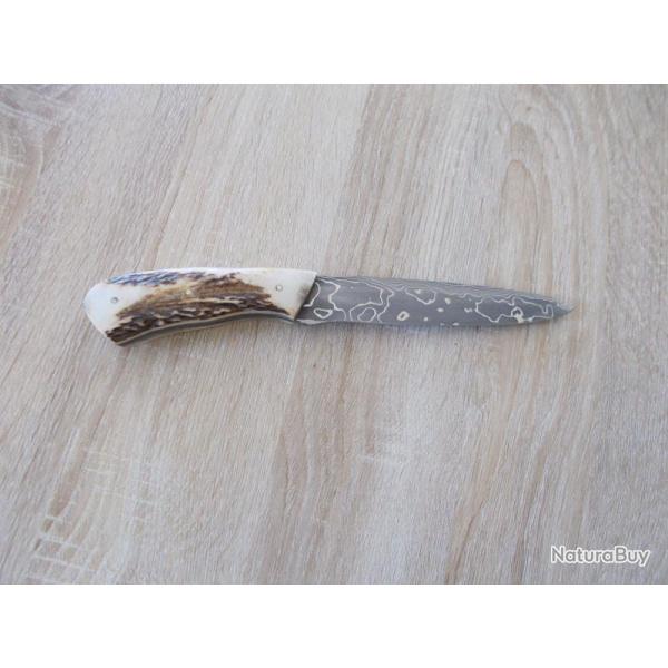 Le Garenne  Couteau artisanal Damas type filet de sole manche bois de cerf