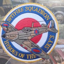 Patch brodé Spitfire Heroes of the sky's ( 90 mm) ( A coudre ou à coller au fer à repasser)  nn