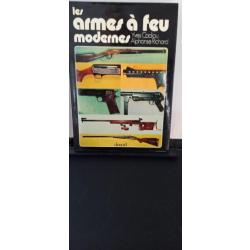 Collection livres armes