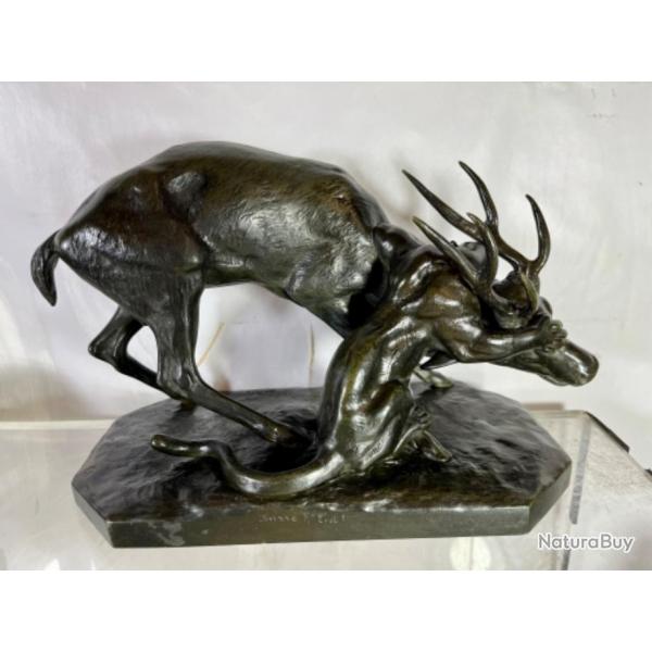 BARYE Antoine Louis panthre saisissant un cerf sculpture bronze