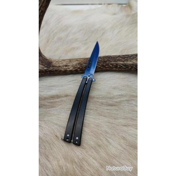 Couteau papillon noir lame bleu ref p13