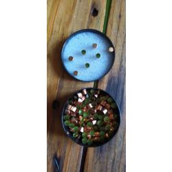 50 amorces 1075 rws plus neuves en sachet sous vide. La boîte n'est pas vendue avec.