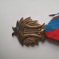Médaille version bronze de confédération musicale de France