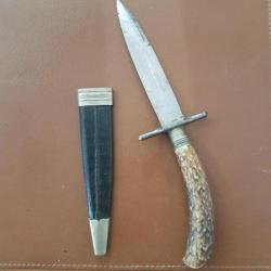 Couteau de chasse allemand manche en bois de Cerf propriété d'un officier SS stationné en T et G
