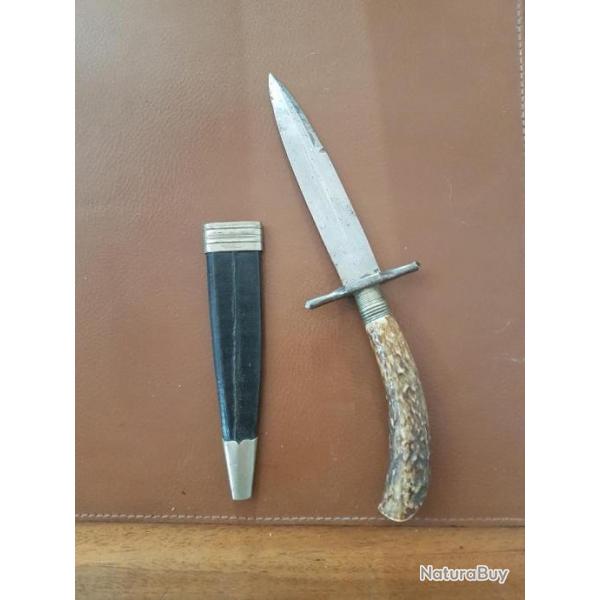 Couteau de chasse allemand manche en bois de Cerf proprit d'un officier SS stationn en T et G