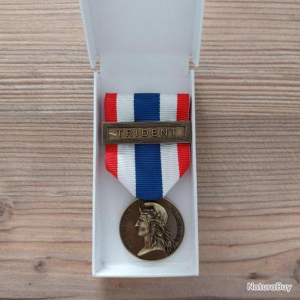 Médaille protection du territoire agrafe TRIDENT seule (sans barrette) Médailles Décorations Médaille protection du territoire agrafe TRIDENT seule (sans barrette) Médailles Décorations