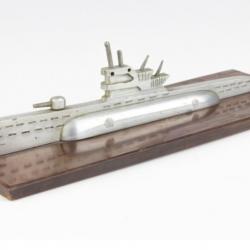 Modèle de Sous-marin Allemand, 2e guerre mondiale. U-boot desk model
