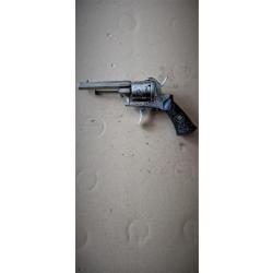 Revolver de luxe ciselé type Lefaucheux, calibre 7 mm
