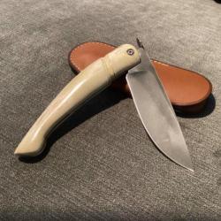 Superbe couteau de type Piémontais de M. MOING Bois de cerf poli