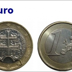 Collection  Slovaquie 1 Euros 2009 une double croix surmonte trois collines, comme sur les Armoiries