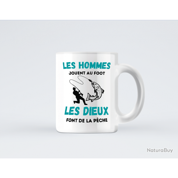 MUG LES HOMMES JOUENT AU FOOT, LES DIEUX FONT DE LA PECHE