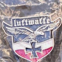 Médaille insigne Aigle de la Luftwaffe  magnifique reproduction à épingler - solide