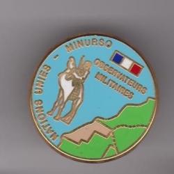 Pin's Observateur Militaires Rare Zamac Boussenart nations unies minurso Ref 396b